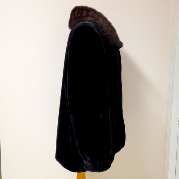 Vintage Black Fur Coat Contrast Brown Collar - Picture 4 of 10